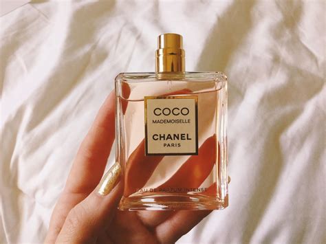 coconut chanel perfume reviewe perfume review|what does coco smell like.